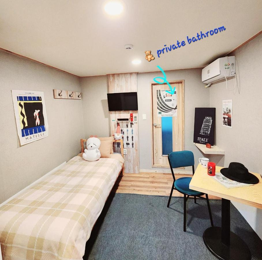 Hongdae Guest House Room#G#E#D#R#M ソウル特別市 エクステリア 写真
